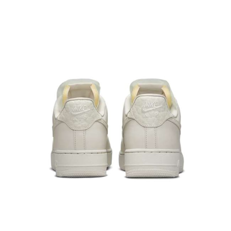 Nike Air Force 1 Low Premium DN5463-001 06