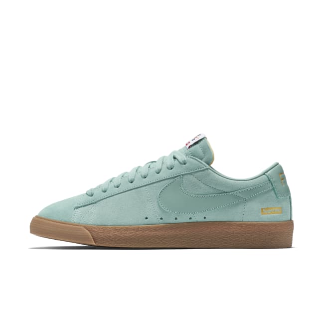 Nike SB Blazer Low GT QS x Supreme