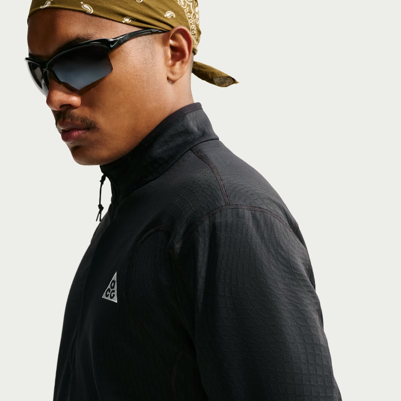 Nike ACG "Wolf Grid" Men's Therma-FIT 1/2-Zip Top "Black" | Men | Hiking | 02 | SPORTSHOWROOM