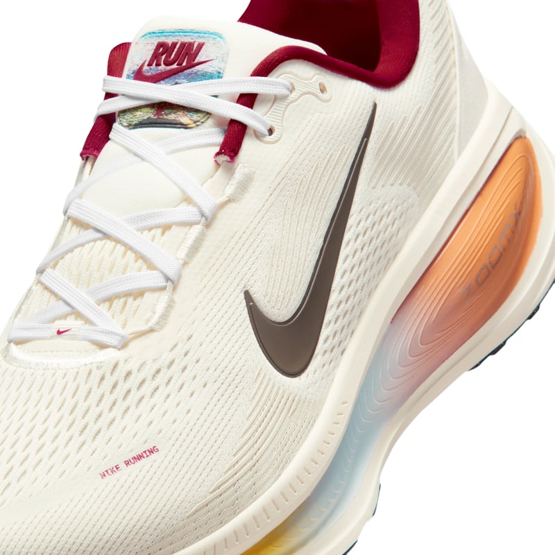 Nike Vomero 18 IQ1131-120 07