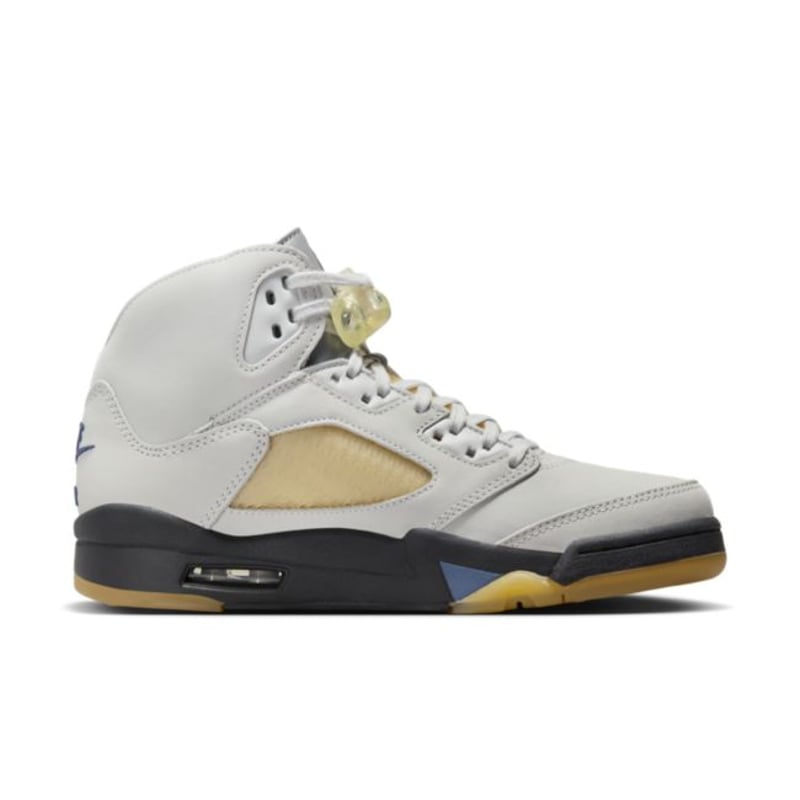 Jordan 5 Retro x A Ma Maniére FZ5758-004 03