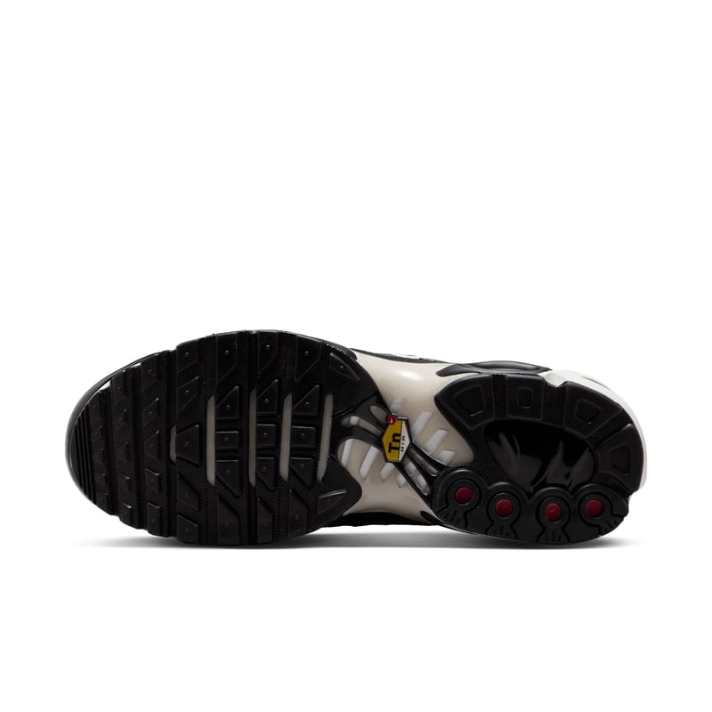 Superge Nike Air Max Plus Suede "Cream II & Black" | Ženske | Sportstyle | 02 | SPORTSHOWROOM