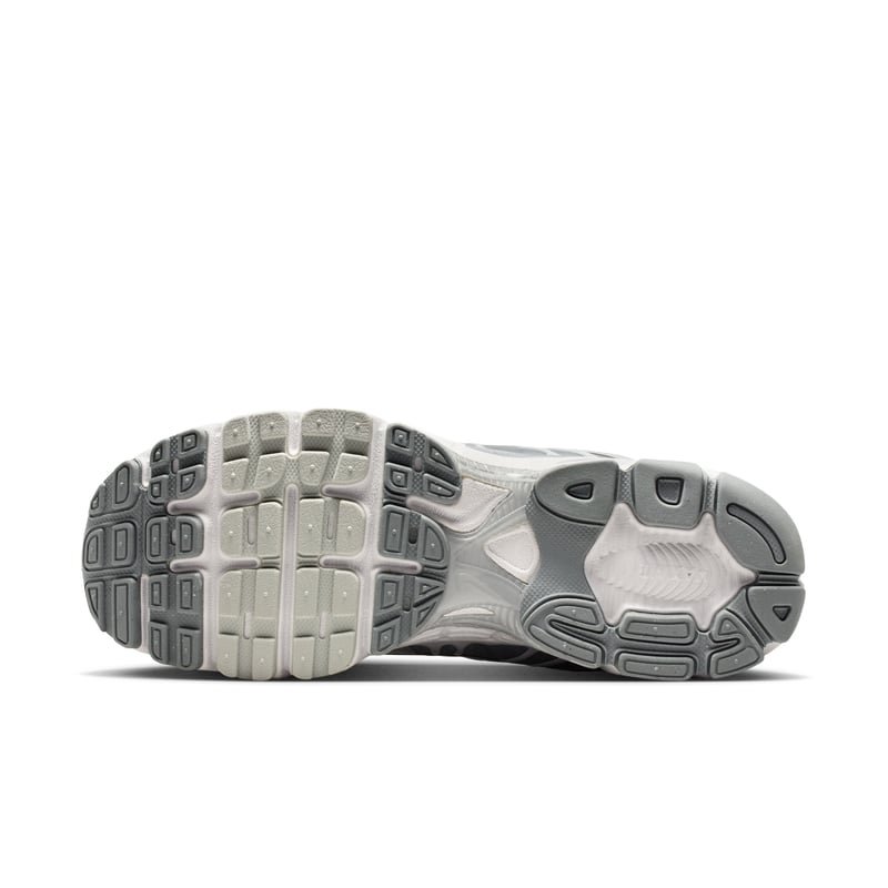 Nike Air Max Moto 2K IO9279-004 02