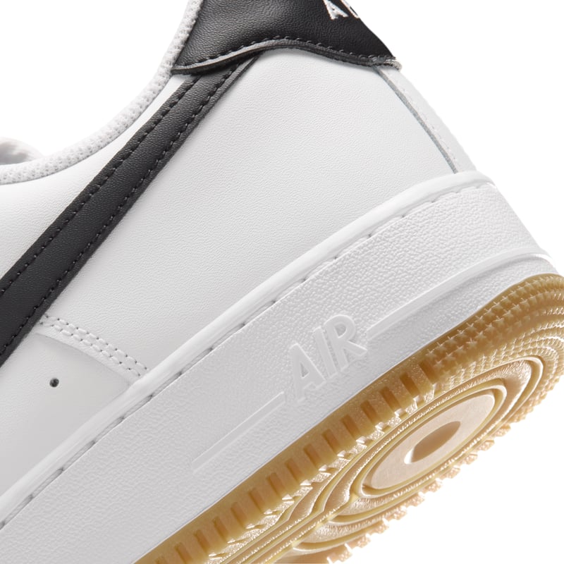 Superge Nike Air Force 1 '07 "White & Black" | Moški | Sportstyle | 08 | SPORTSHOWROOM