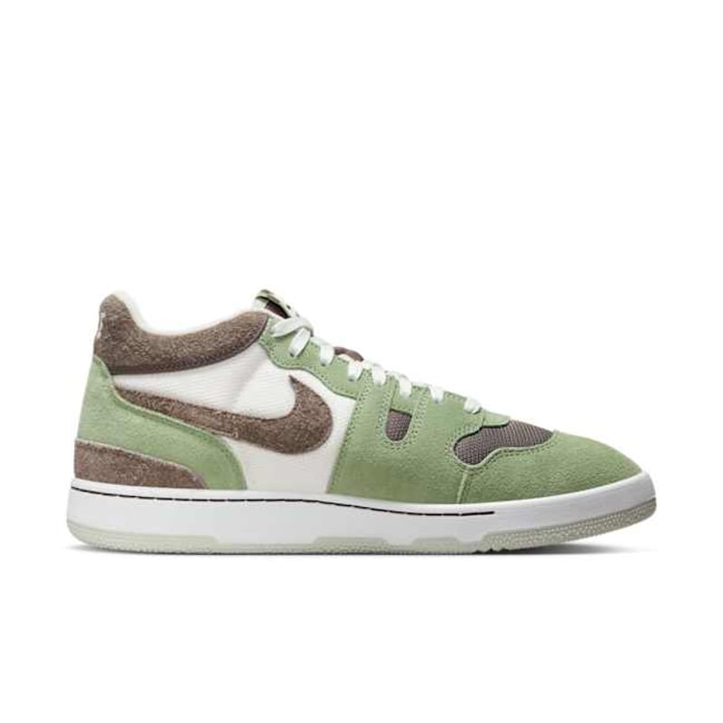 Nike Attack FN0648-300 03