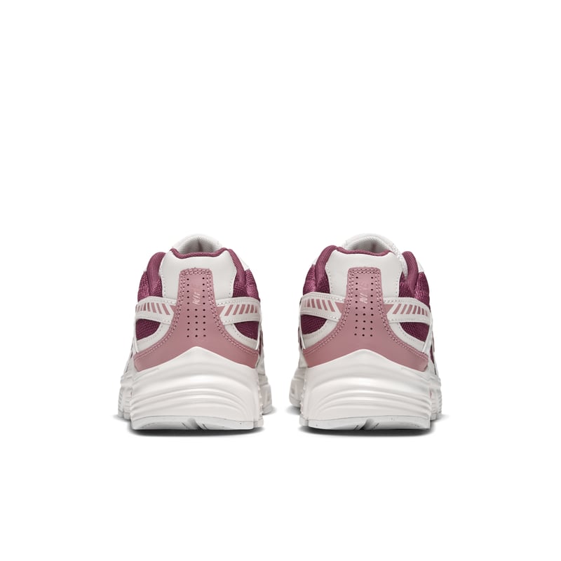 Sneakersy Nike Initiator "Pale Ivory & Pink Smoke" | Kobiety | Sportstyle | 06 | SPORTSHOWROOM