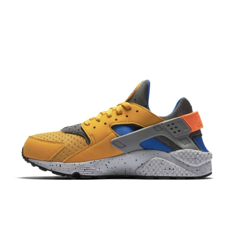 Nike Air Huarache SE 852628-700 03