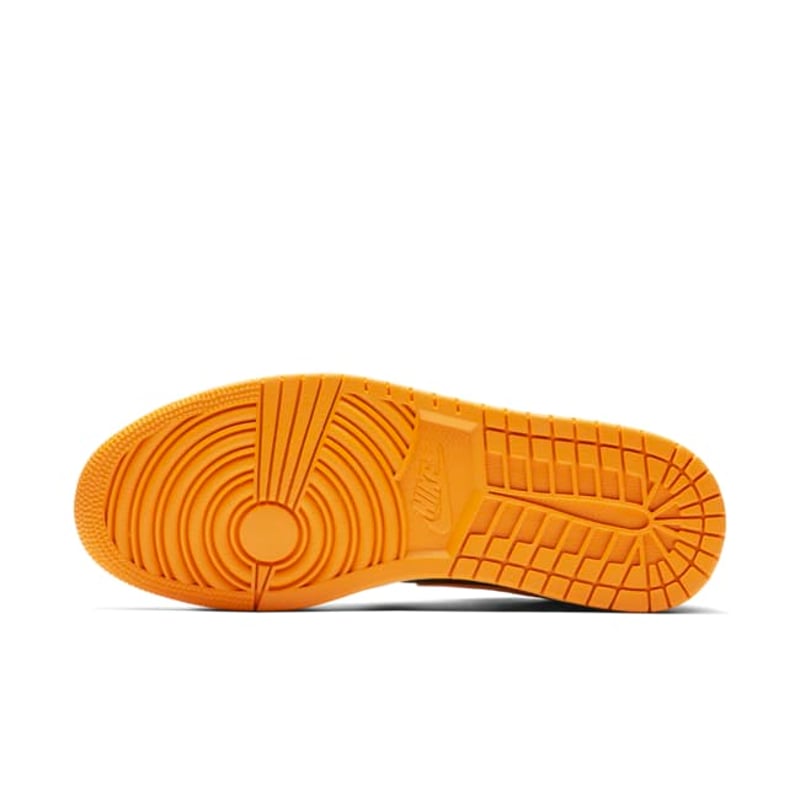 Jordan 1 Mid 554724-081 02