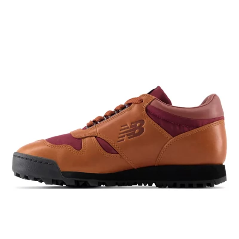 New Balance Rainier Low UALGSOG 02