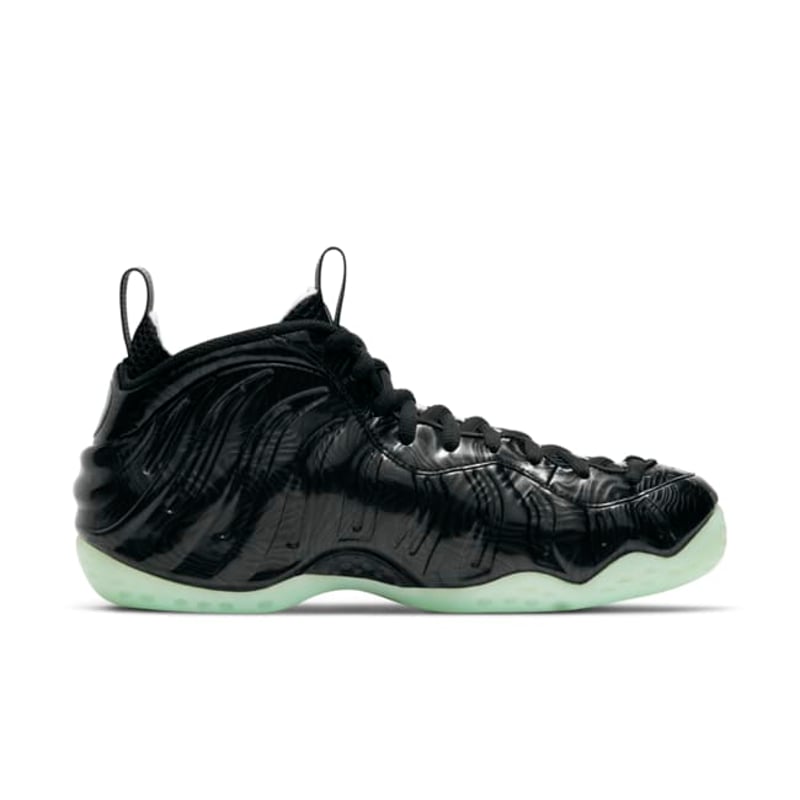 Nike Air Foamposite One CV1766-001 03