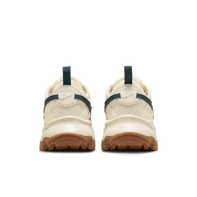 Nike TC 7900 DD9682-103 06