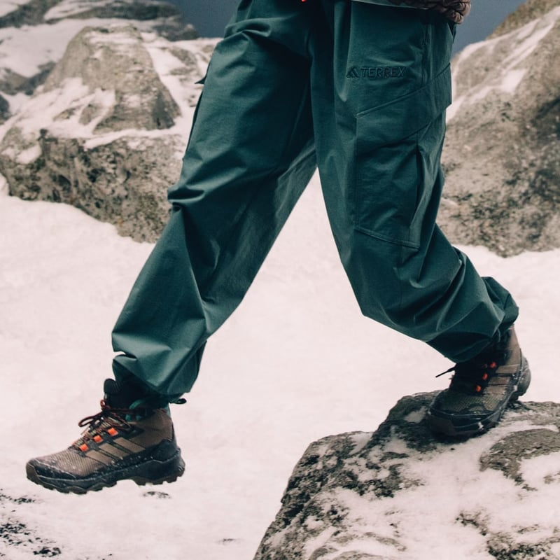 adidas Terrex Skychaser AX5 Mid GORE-TEX CLIMAWARM+ JH7807 02