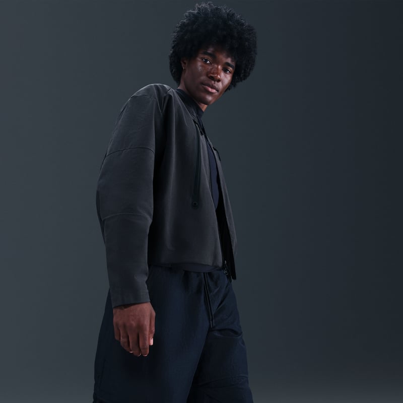 Nike Tech Dri-FIT Shori Bomber HV0951-060 03