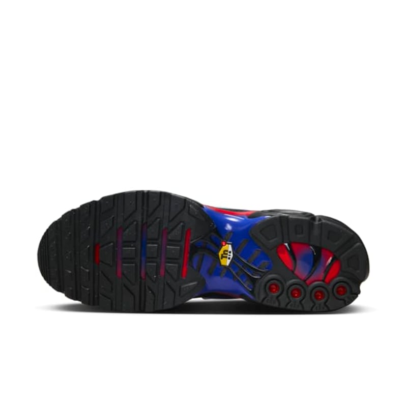 Nike Air Max Plus FN7805-001 02
