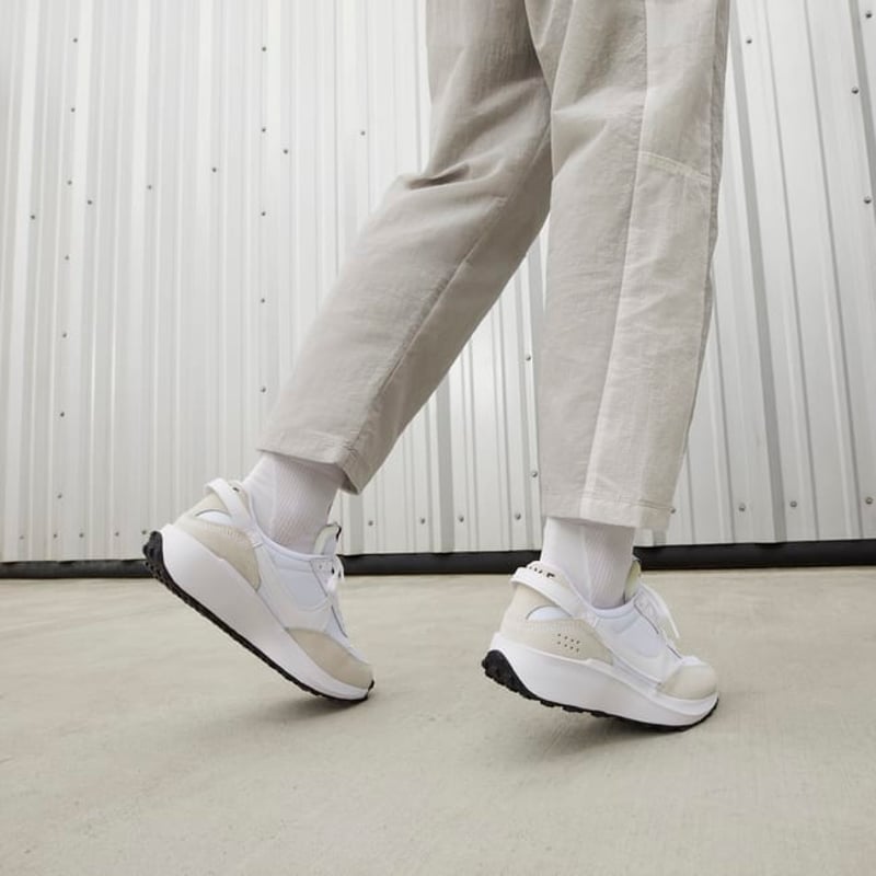 Nike Waffle Debut DH9523-100 02