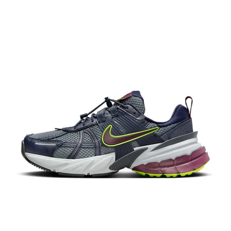 Nike V2K Run FV6602-400 01