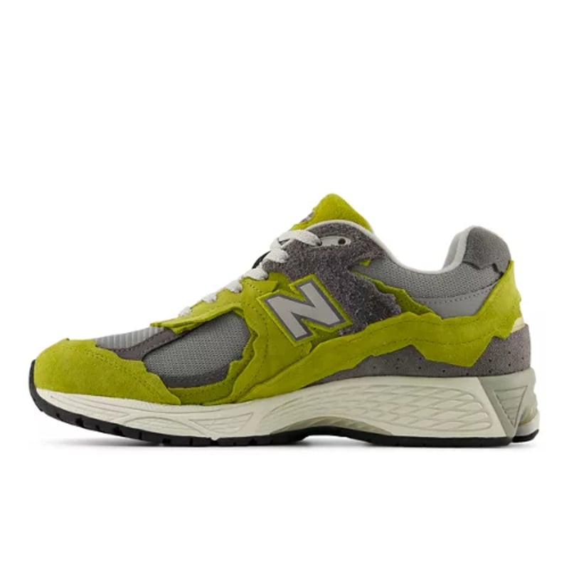 New Balance 2002R ‘Protection Pack’ M20028ZH 02