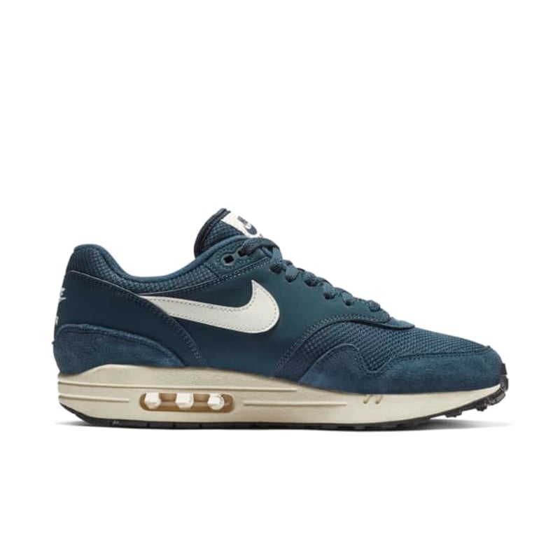 Nike Air Max 1 AH8145-401 03