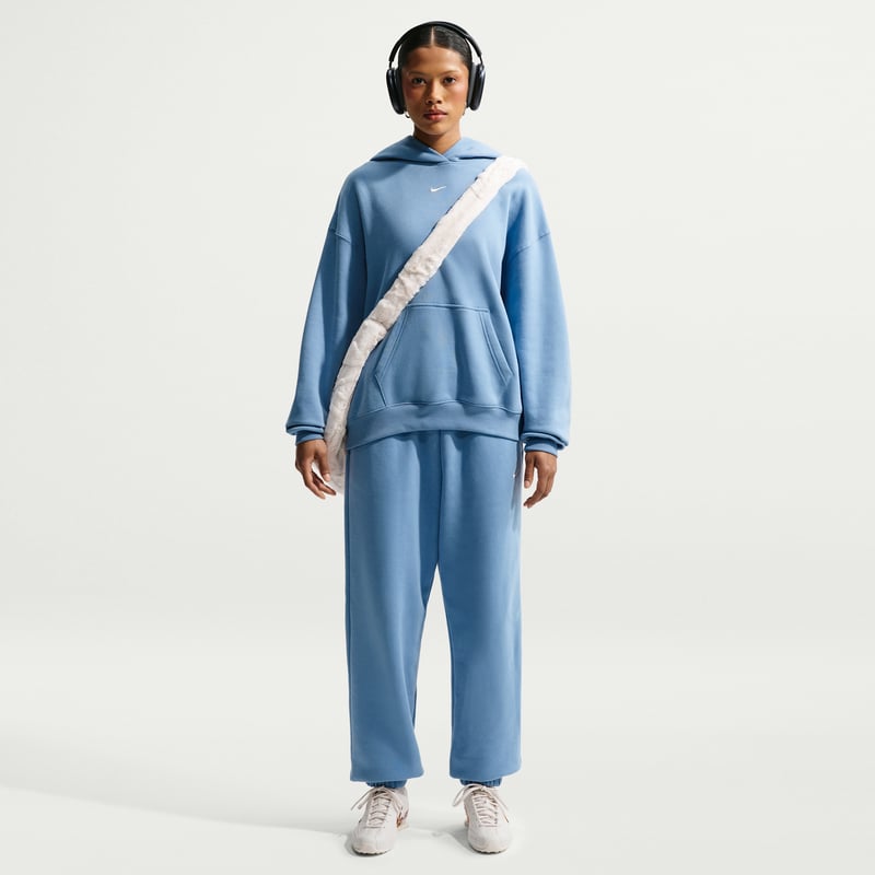 Nike Studio Fleece Medium Weight High-Rise Oversized Cuffed Bukse "Work Blue & Sail" | Dame | | 00 | SPORTSHOWROOM