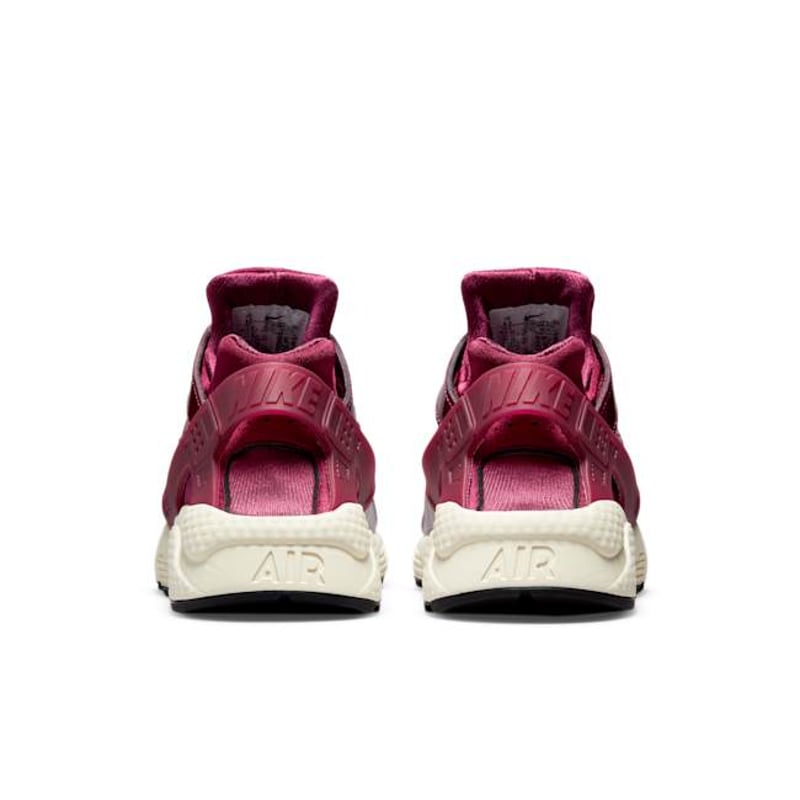 Nike Air Huarache DQ8584-600 06
