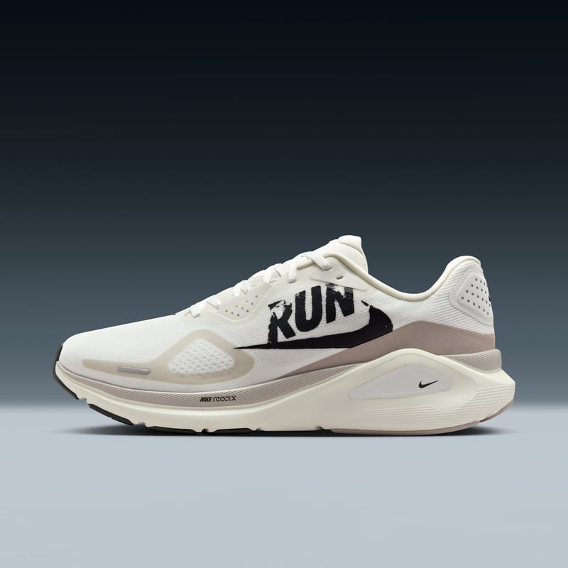 Nike Structure 26 IB5698-100 01