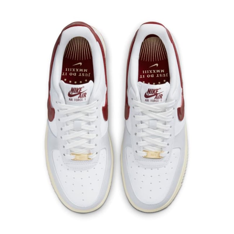 Nike Air Force 1 '07 SE DV7584-001 04