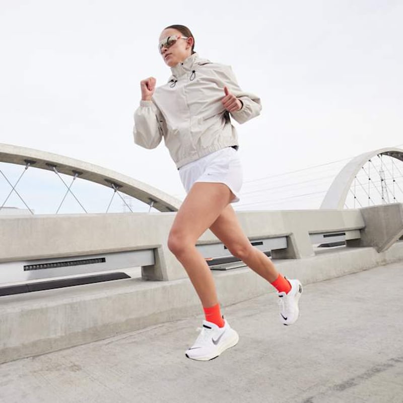 Nike Invincible 3 DR2660-102 02