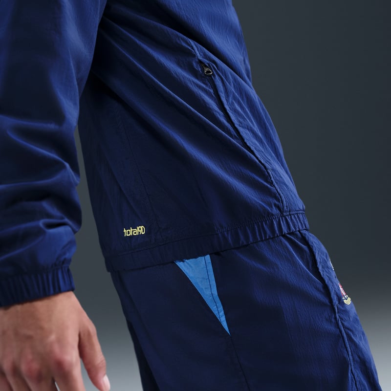 Nike Tottenham Hotspur Total 90 Jacket "Blue Void & Dynamic Yellow" | Men | SportStyle | 02 | SPORTSHOWROOM