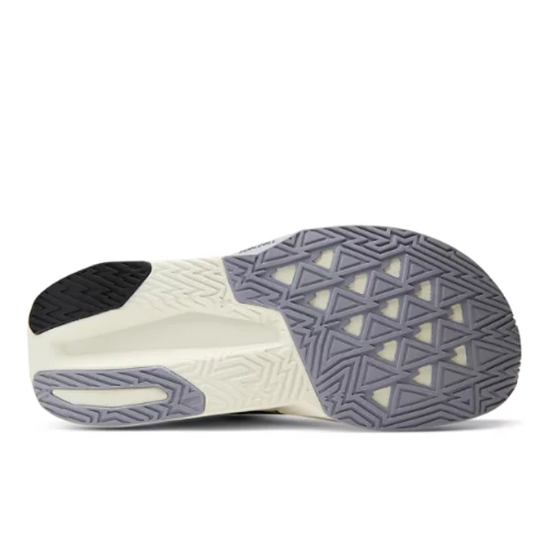 Tekaški copati New Balance FuelCell Rebel v5 "Pistachio Butter & Digital Mist" | Moški | Tek | 03 | SPORTSHOWROOM