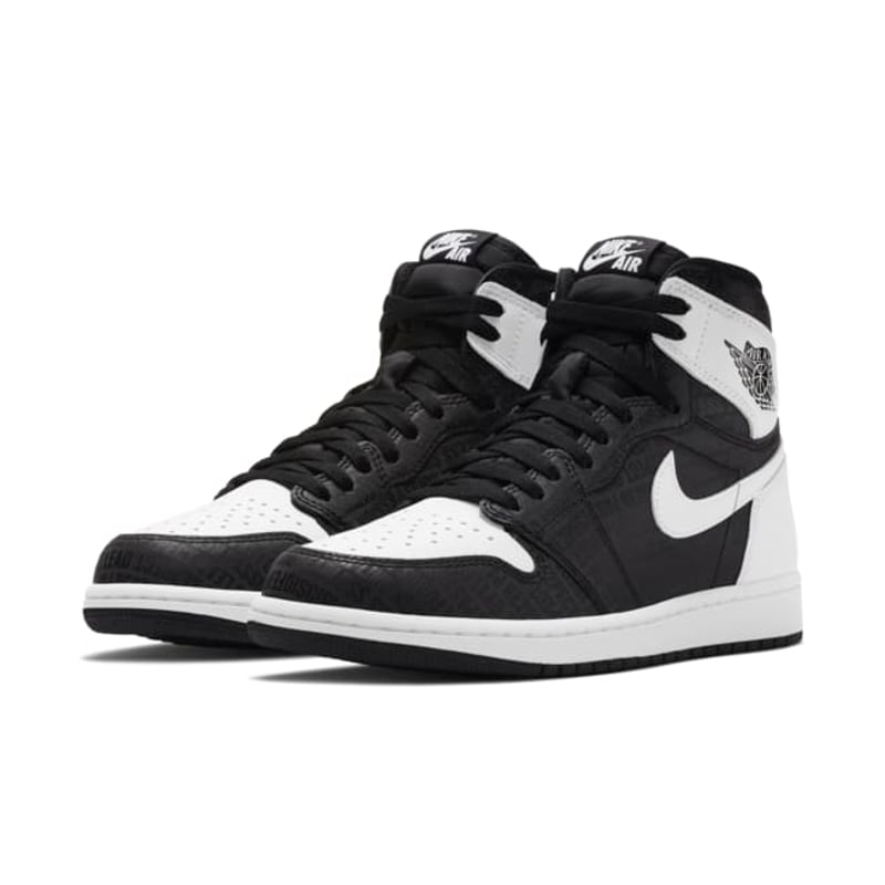 Jordan 1 Retro High OG x Derek Jeter 555088-008 04