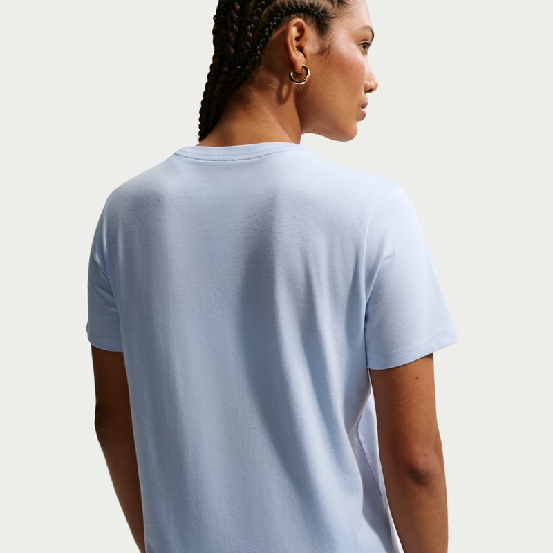 Nike Club Essentials DX7902-407 02