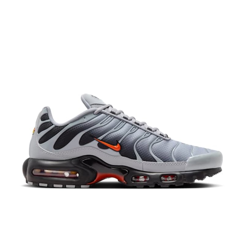 Nike Air Max Plus DM0032-011 03