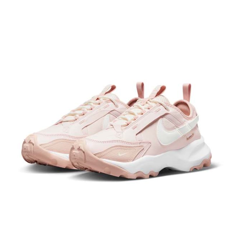 Nike TC 7900 Premium DZ2756-611 05