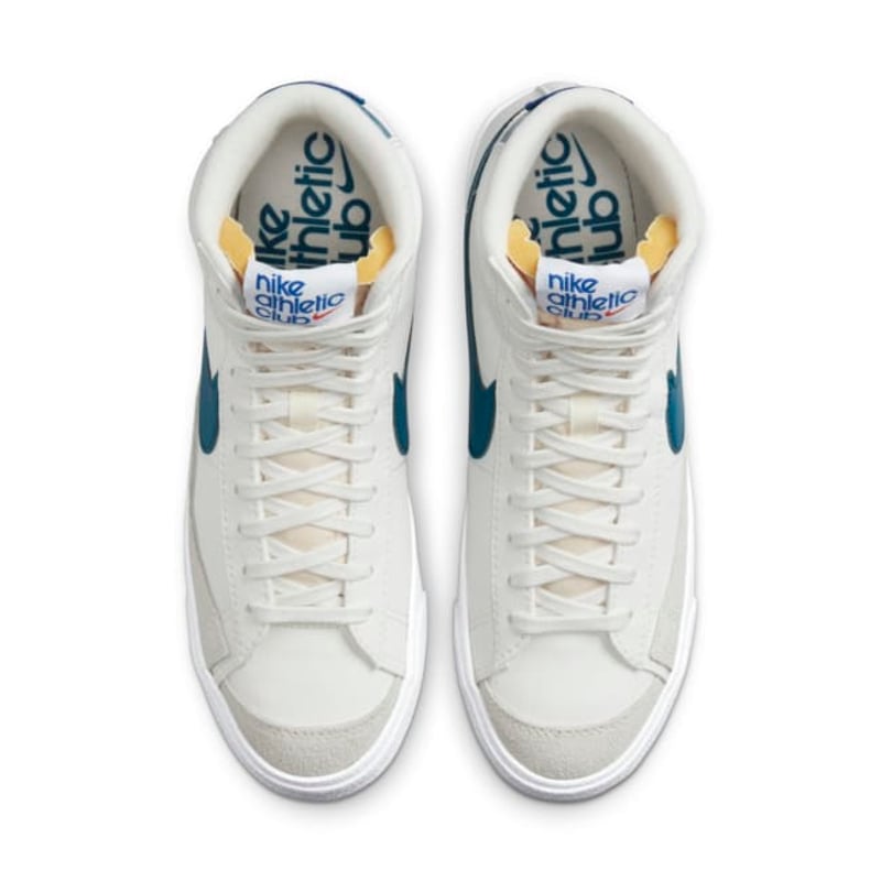 Nike Blazer Mid '77 DQ8596-100 05