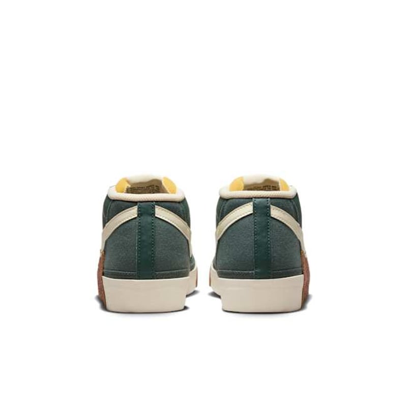 Nike Blazer Low Pro Club FV0337-300 06