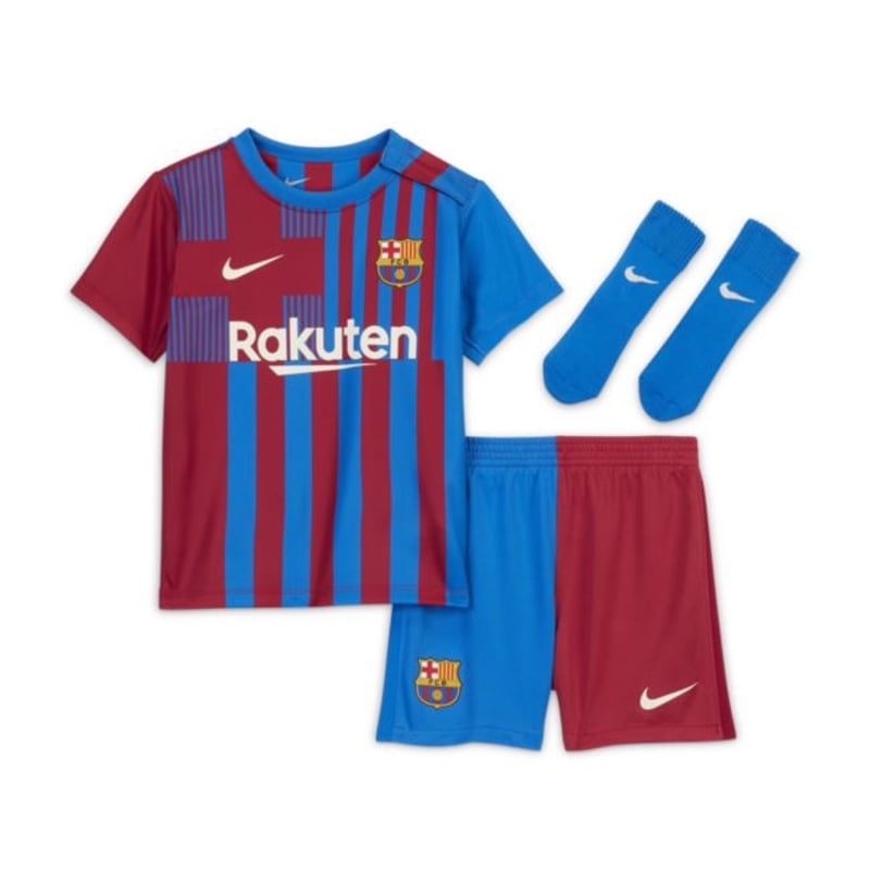 FC Barcelona 2021/22 CV8297-428 04