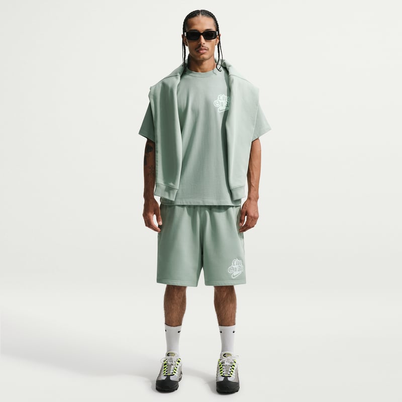 Nike Solo Swoosh Fleece ‘Live on Air’ IR3625-006 01
