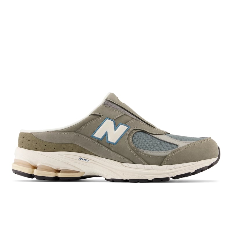 New Balance 2002RM M2002RMK