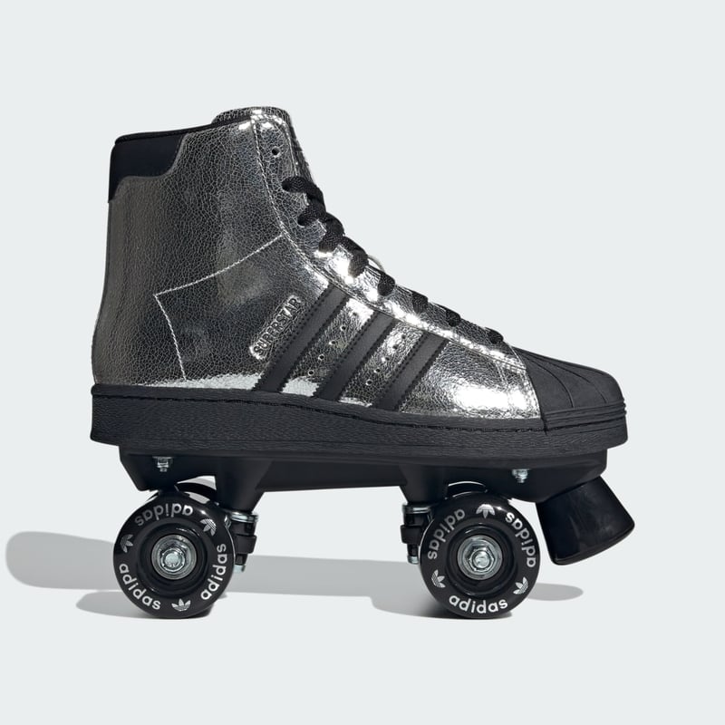 adidas Superstar 82 Roller Skates JH5522 01