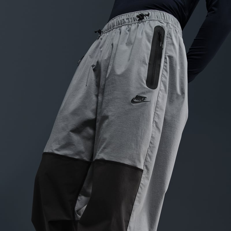 Nike Tech Woven Oversized HM7158-065 02
