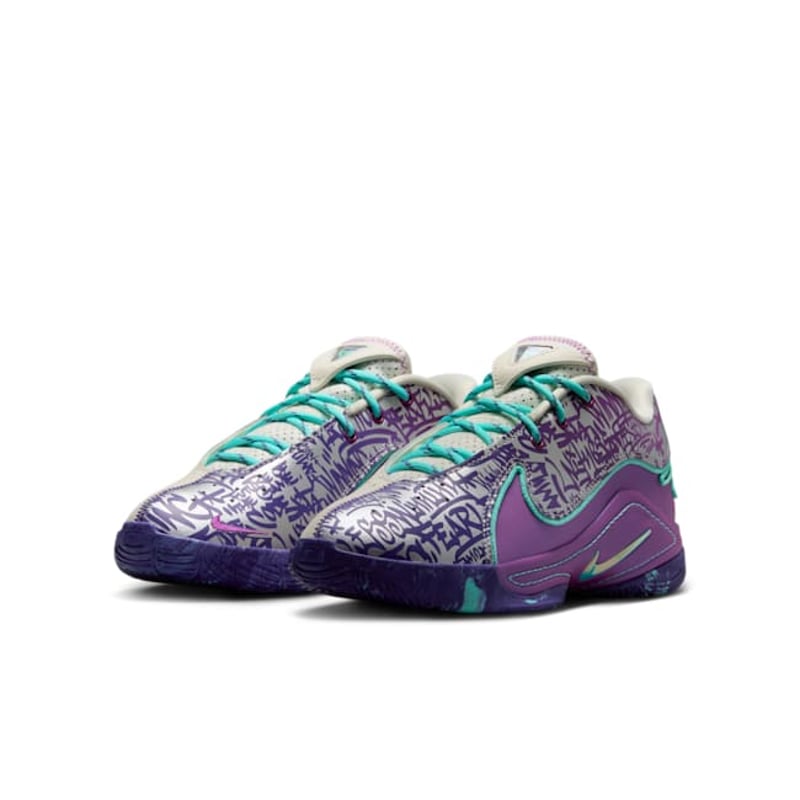 Nike LeBron 22 IF8254-001 05