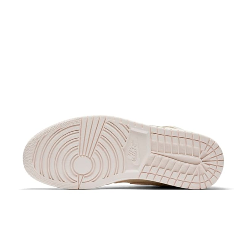 Jordan 1 Retro High OG 555088-801 02