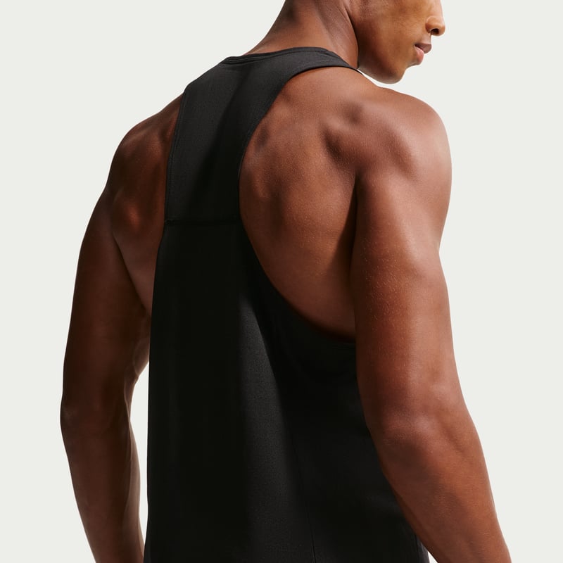 Nike Fast Dri-FIT FN4229-010 02