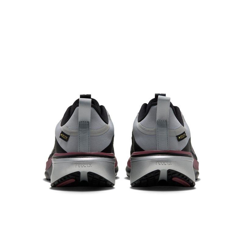 Nike Pegasus 42 GORE-TEX hardloopschoenen "Light Smoke Grey & Pink Smoke" | Dames | Hardlopen | 06 | SPORTSHOWROOM