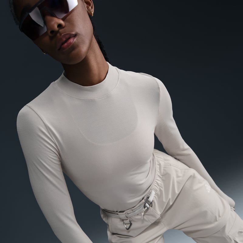 Nike ACG "Delta River" Dri-FIT ADV Shirt "Light Orewood Brown & Khaki" | Damen | | 03 | SPORTSHOWROOM