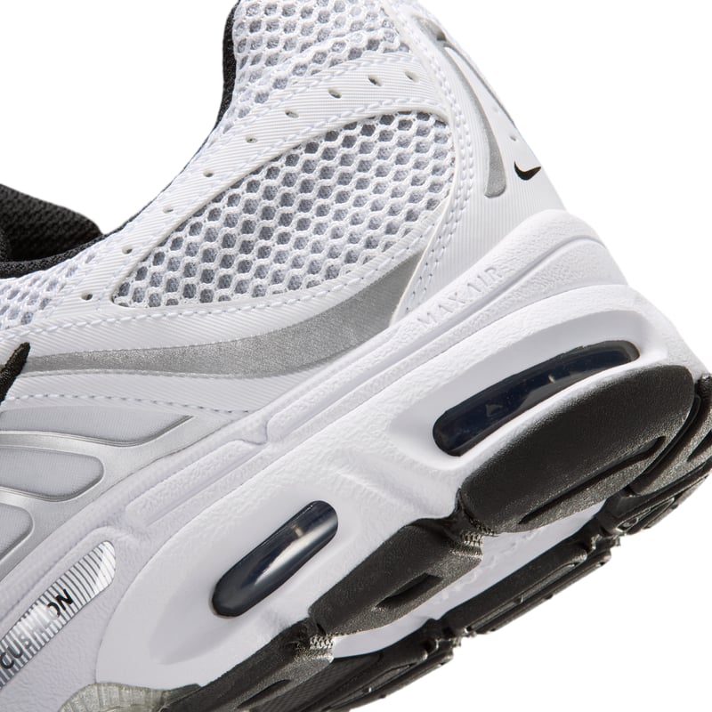 Nike Air Max Moto 2K IR1476-100 08
