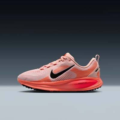 Nike Vomero 18 HQ2157-600