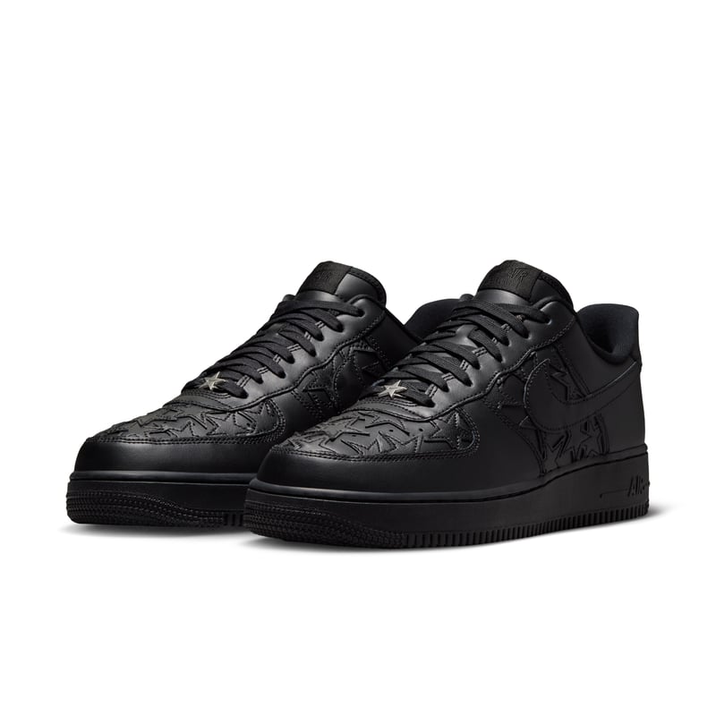 Tenisky Nike Air Force 1 '07 Edge ‘Stars’ "Triple Black" | Muži | Sportstyle | 04 | SPORTSHOWROOM