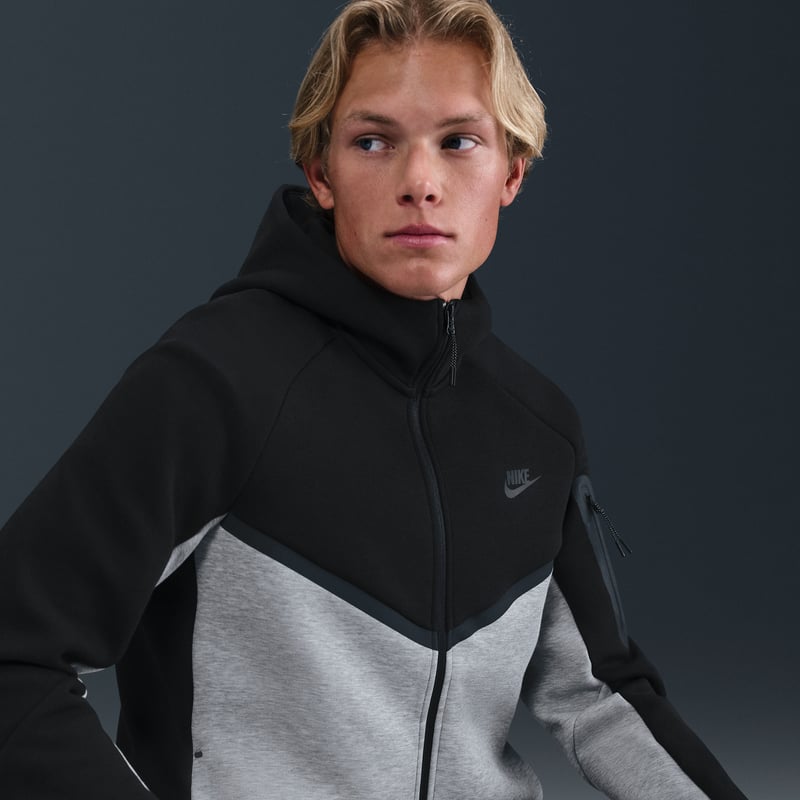 Nike Tech Fleece Windrunner HV0949-011 03