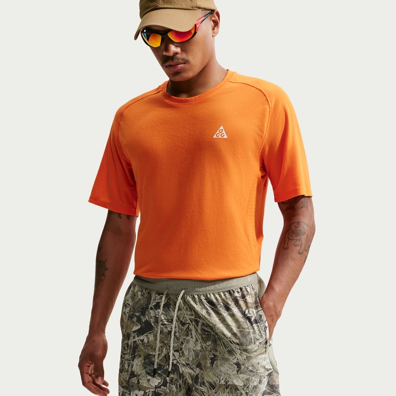 Nike ACG 'Chamo Camo' 6" Brief-Lined Shortsit "Sequoia & Light Army" | Miehet | Outdoor | 02 | SPORTSHOWROOM